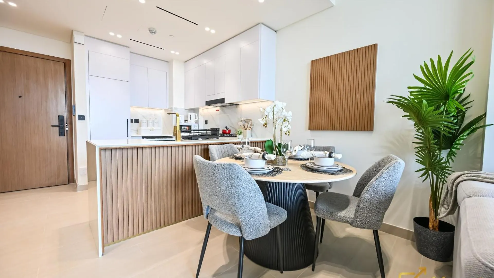 Stunning 1Br In Jvc Binghatti Amber By Deleguest Dubai Apartment